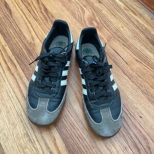 Adidas Sambas